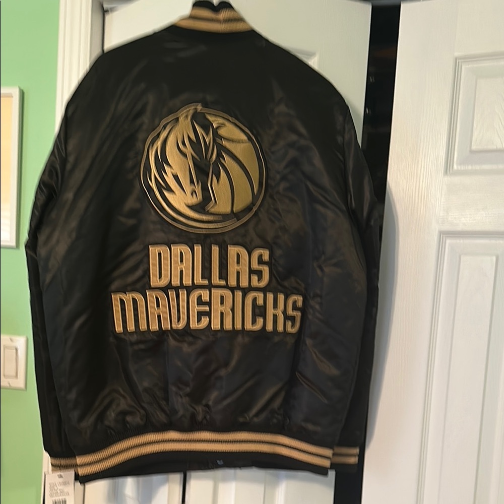 Dallas Mavericks Black and Gold Bomber Jacket